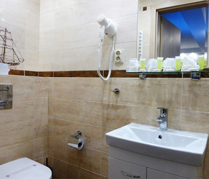 4 - Pokój czteroosobowy z tarasem